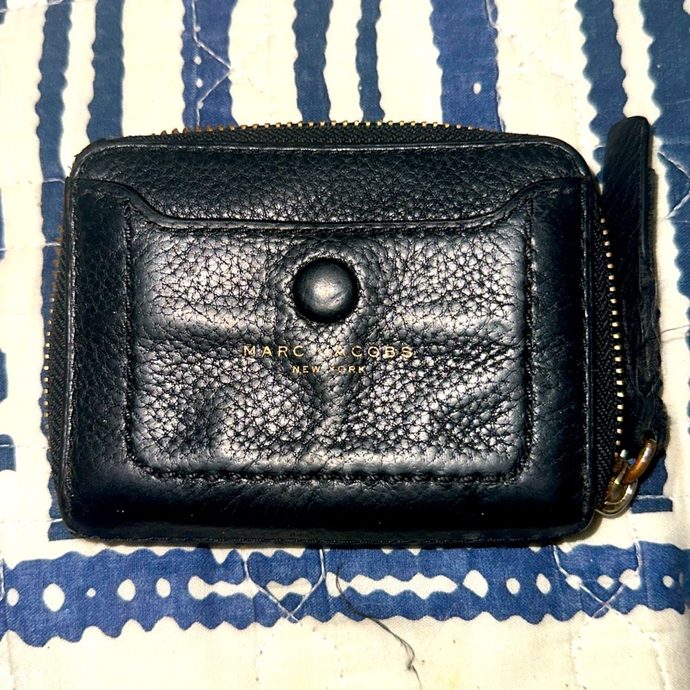 Marc Jacobs M0013054 Zip Around Mini Wristlet Leather Black Wallet